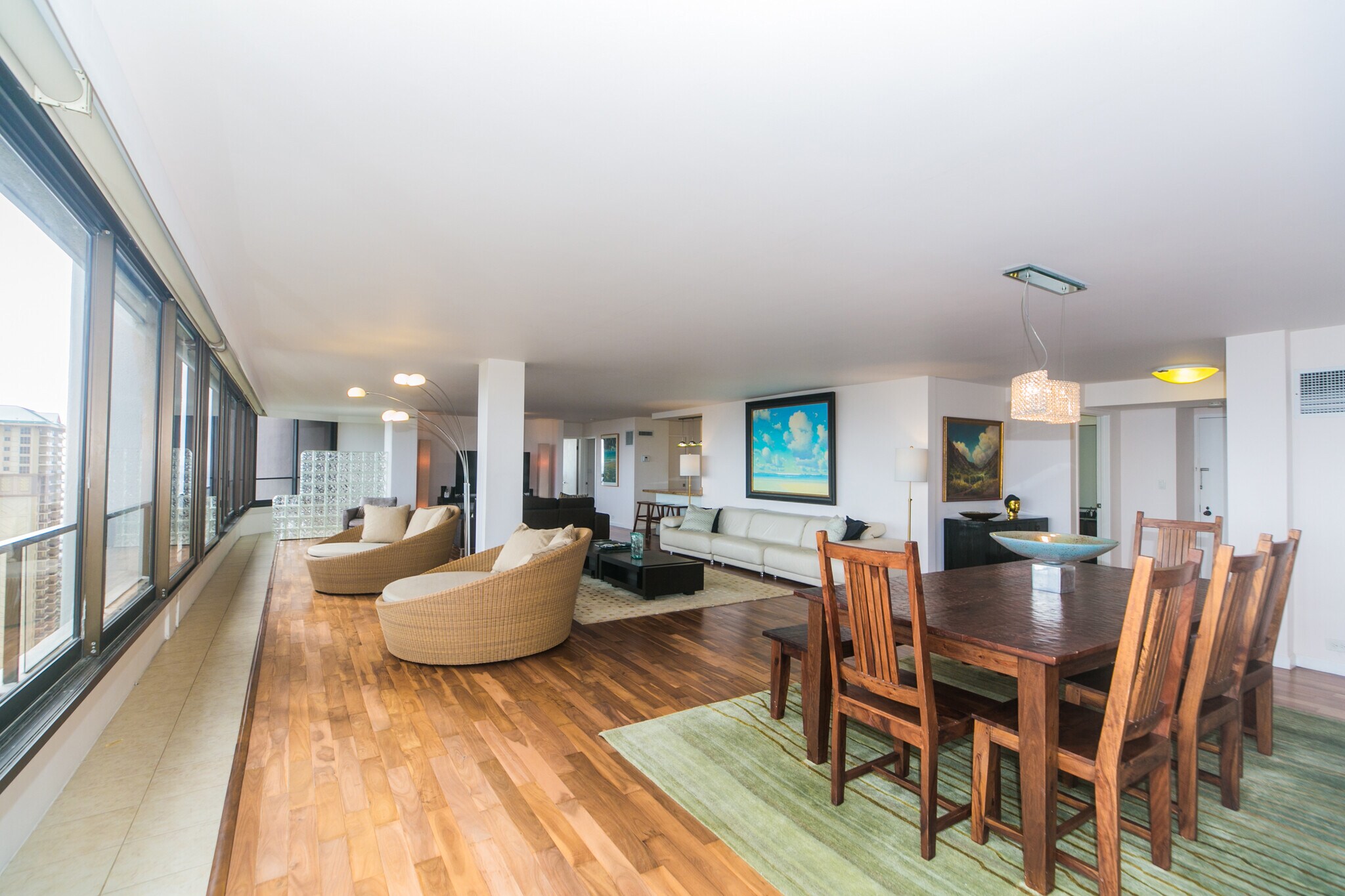 overview of the living area - 1910 Ala Moana Blvd