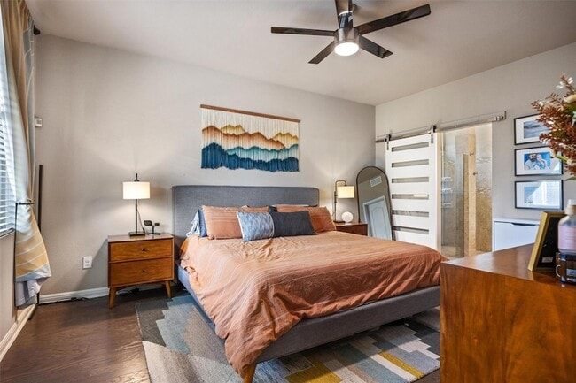 Building Photo - 1117 Nevarez