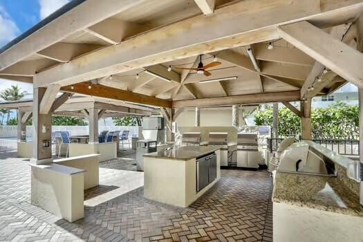 Building Photo - 1800 S Ocean Blvd