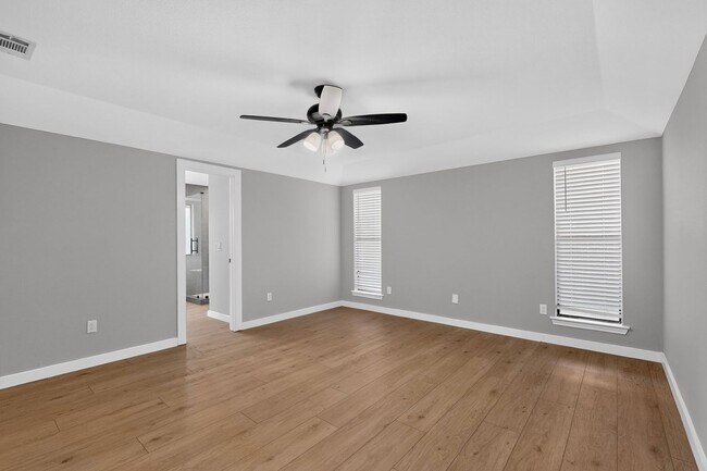 Building Photo - Renovated Home In the Coveted Allen ISD