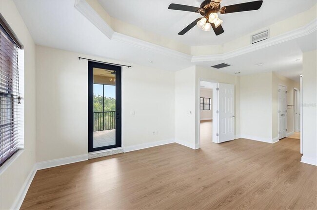 Building Photo - 7612 Lake Vista Ct