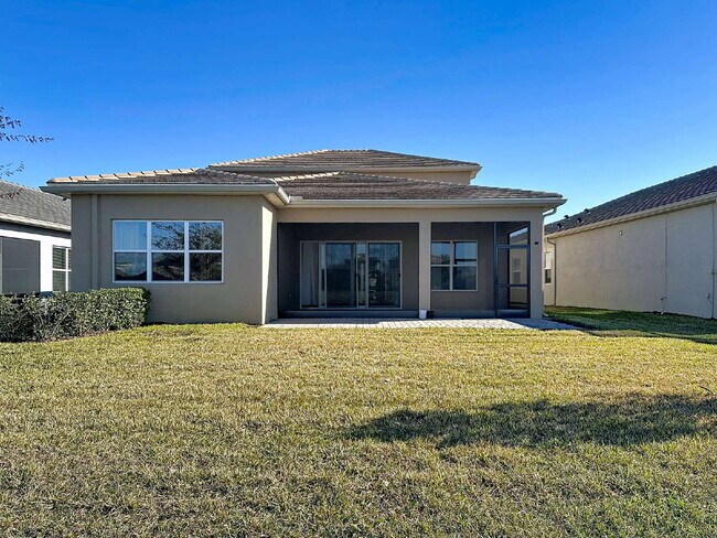 Building Photo - 32801 Tree of Life Ave
