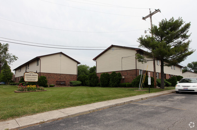 Building Photo - Cedar Grove