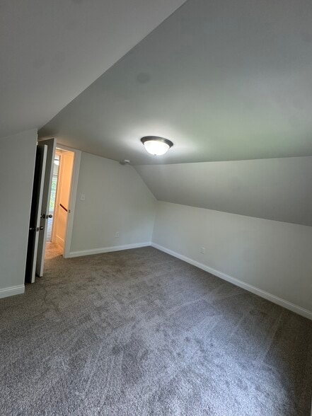 Building Photo - 557 West St