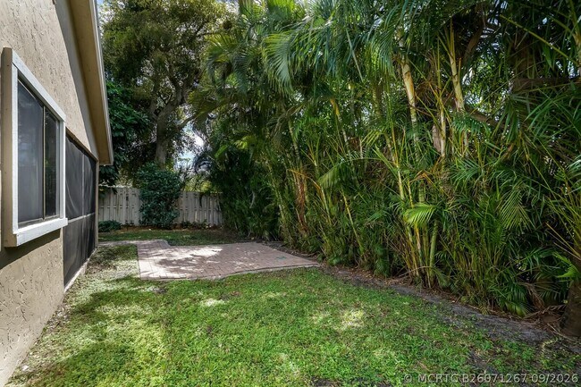 Building Photo - 1080 NW 19th Terrace