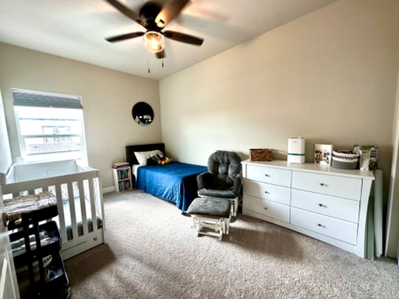 Building Photo - 6555 Carriage Meadows Dr