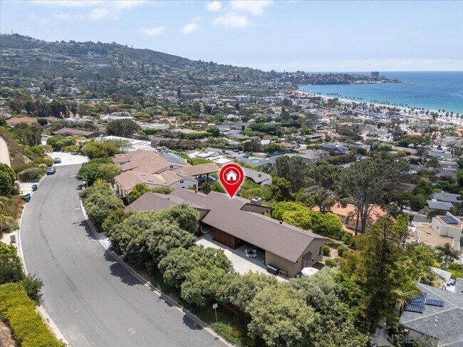 Building Photo - 8496 Westway Dr