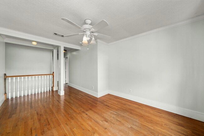 Building Photo - 11607 Zarroll Dr