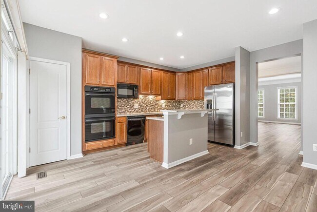 Building Photo - 22050 Dilworth Square