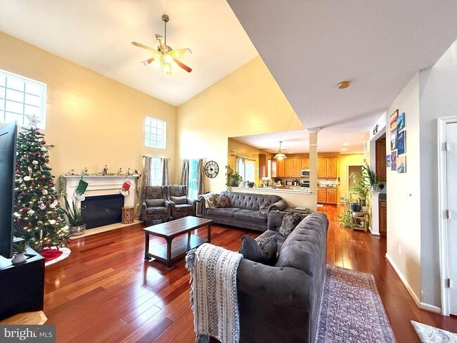 Building Photo - 18416 Beechnut Way