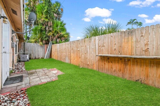 Building Photo - 3810 92nd Ln N