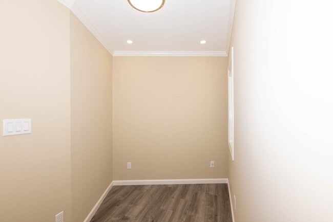 Building Photo - OPEN HOUSE: Tuesday (7/8)  6:00pm-6:30pm. ...
