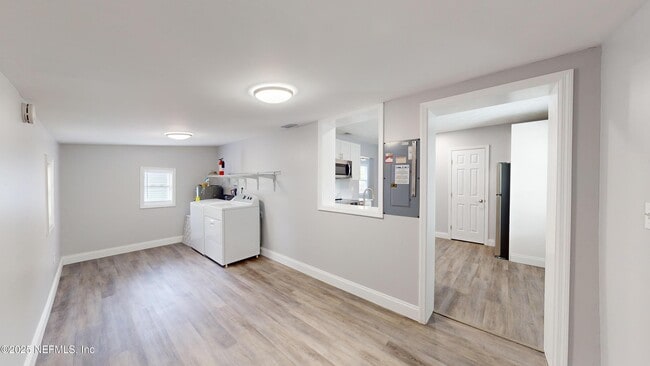 Building Photo - 2803 College St