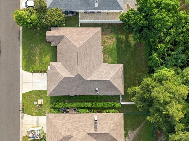 Building Photo - 2405 Appaloosa Cir