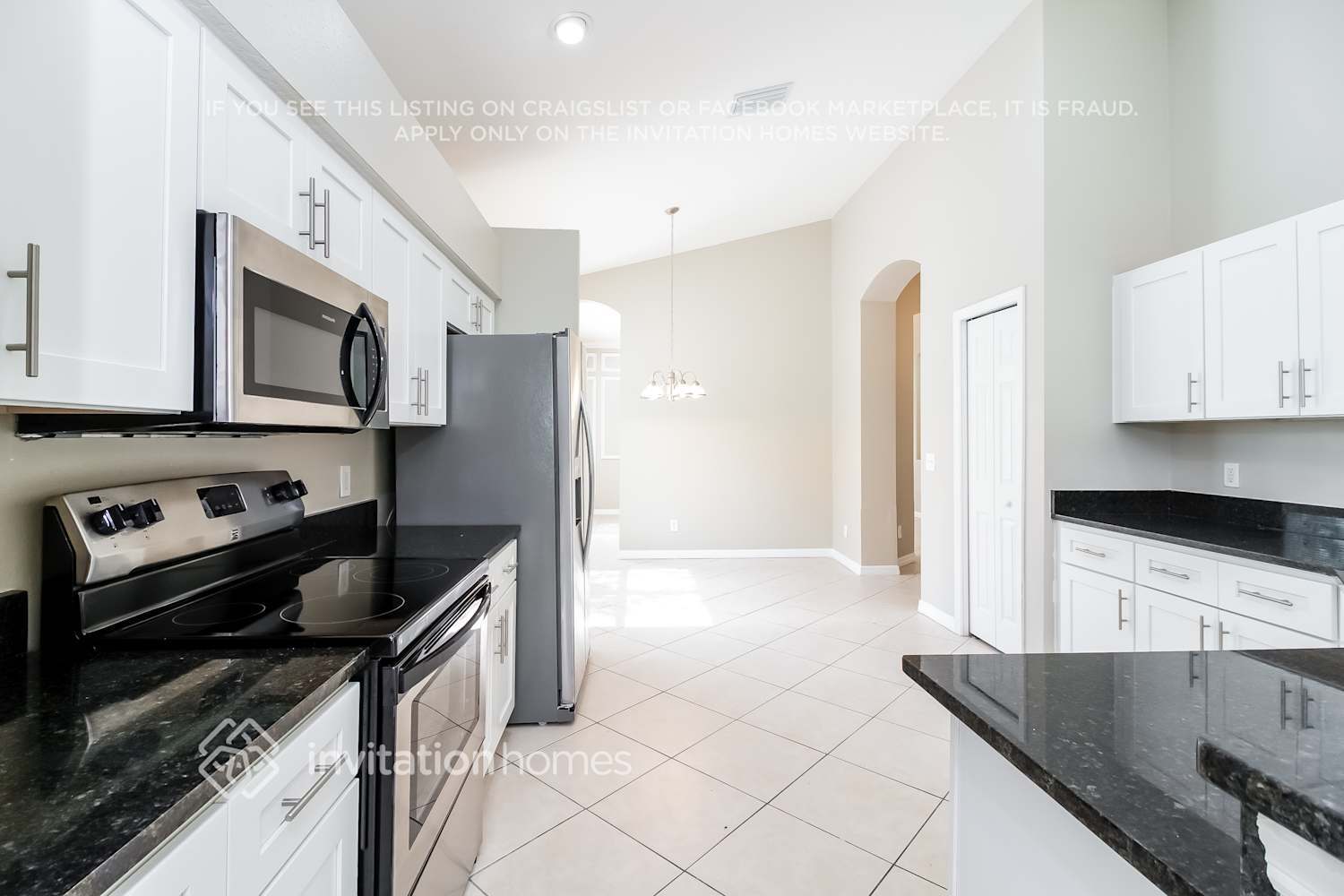 Building Photo - 6006 35th Ln E