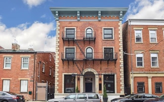 Building Photo - 1523 Republic St