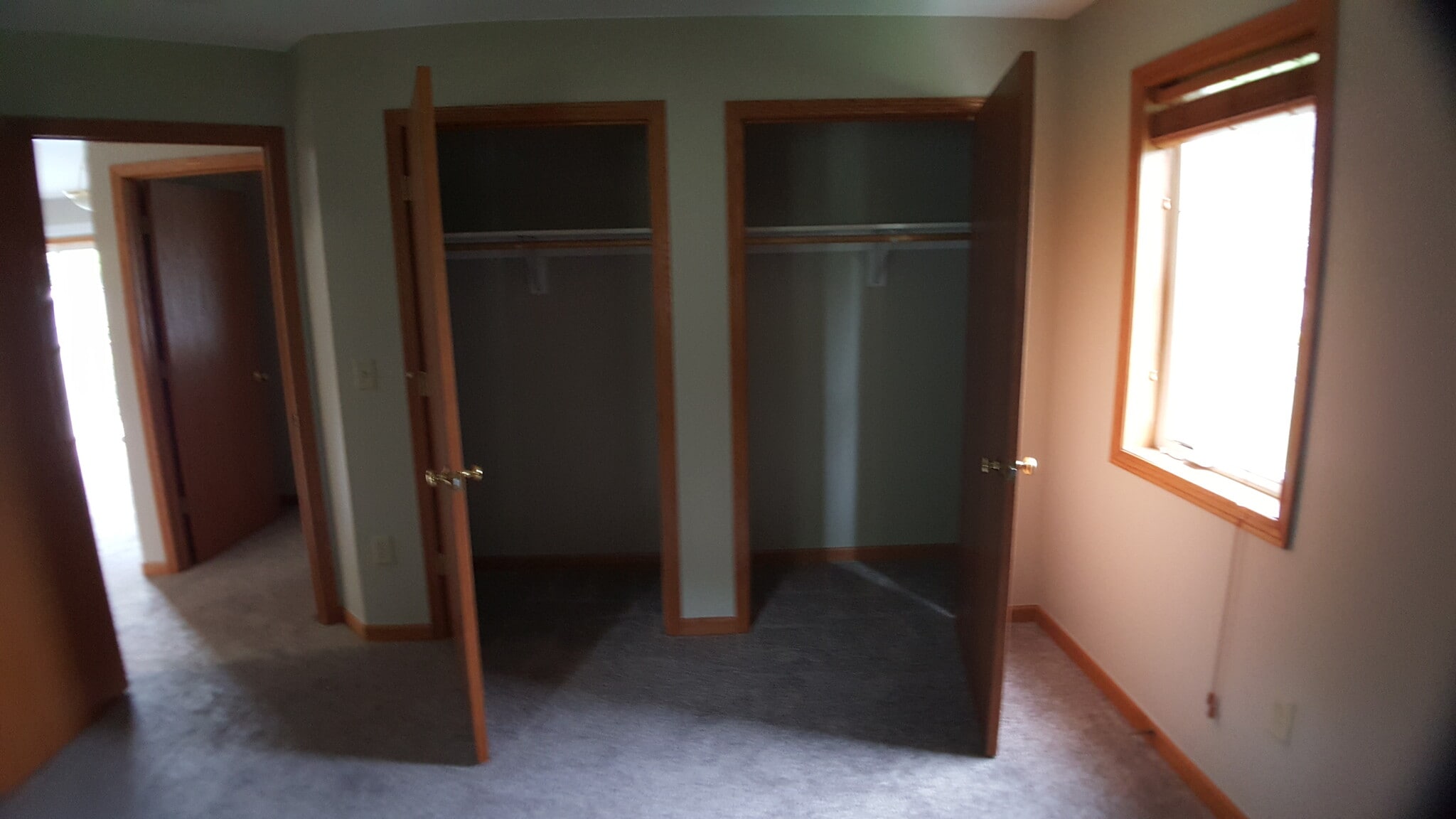 primary bedroom closets - 919 Pope Street