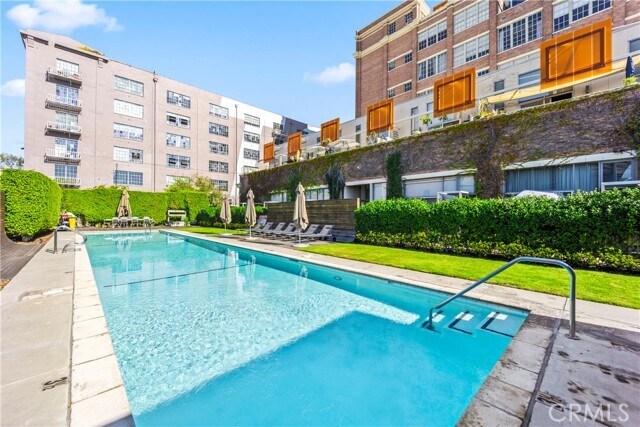 Building Photo - 1850 Industrial St