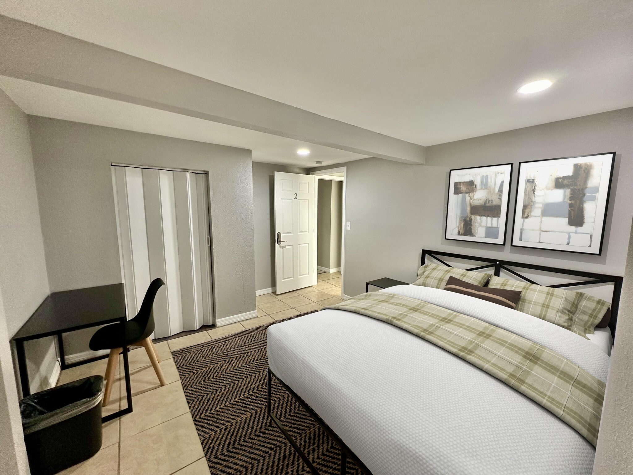 Building Photo - 4567 50th Ave N