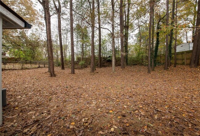 Building Photo - 9250 Woodgreen Way