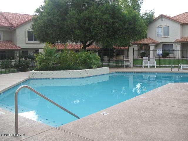 Building Photo - **Seasonal Rental**Furnished****5808 E BRO...