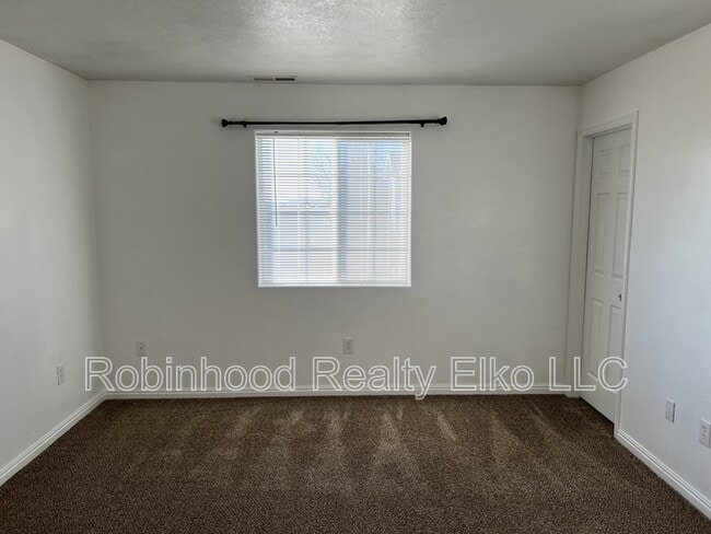 Building Photo - 333 Spring Creek Pkwy