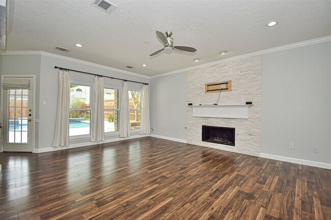 Building Photo - 12919 Bristol Berry Dr