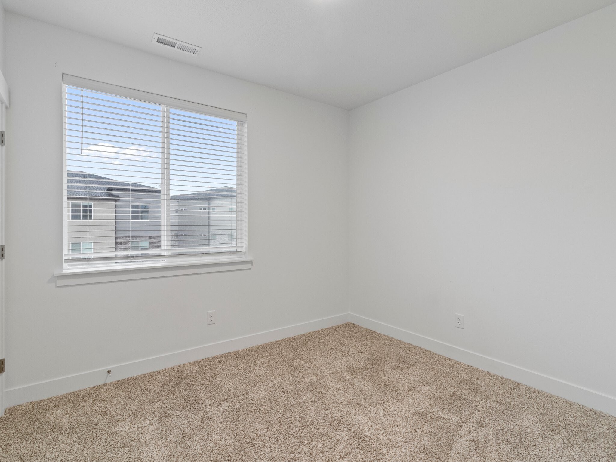 Building Photo - 13537 Commodus Dr