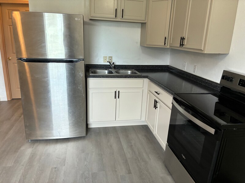 Building Photo - 15090 Hwy 165