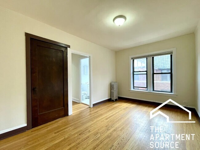 Building Photo - 3312 W Schubert Ave