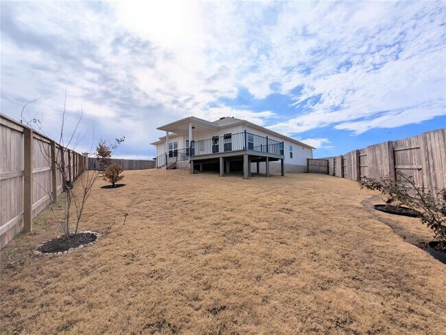 Building Photo - 5524 Sacra Cv