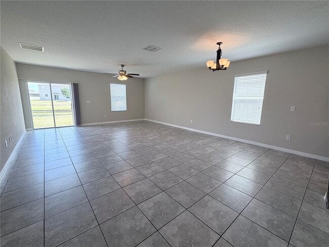 Building Photo - 10013 Crested Fringe Dr