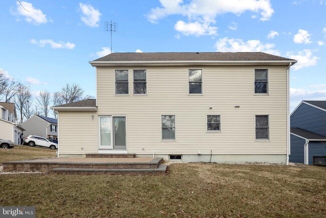 Building Photo - 8669 Concord Dr