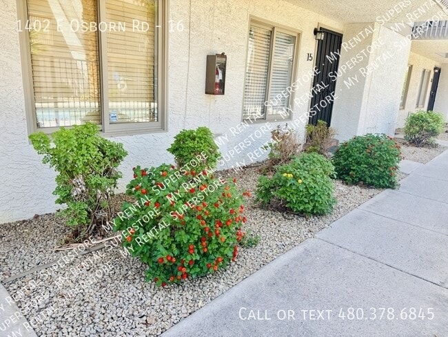 Building Photo - 1402 E Osborn Rd