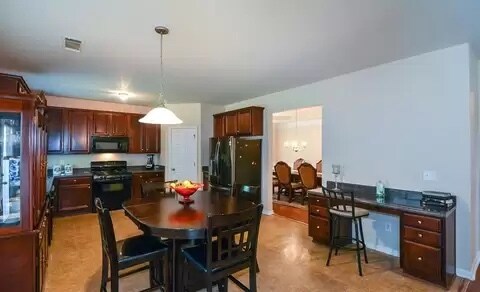 Building Photo - 1040 Rockbass Rd