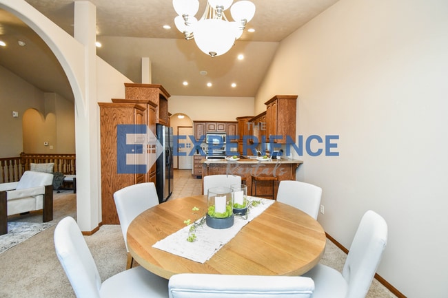 Building Photo - 3908 W 89th St