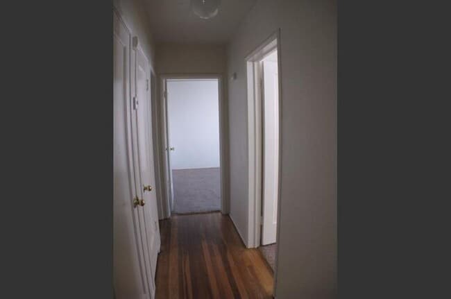 Building Photo - Bright & Breezy 3BR Fresno Retreat!