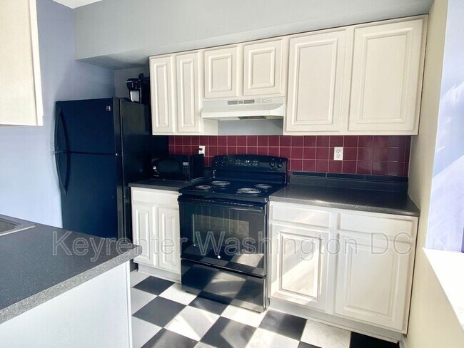 Building Photo - 66 New York Ave NW