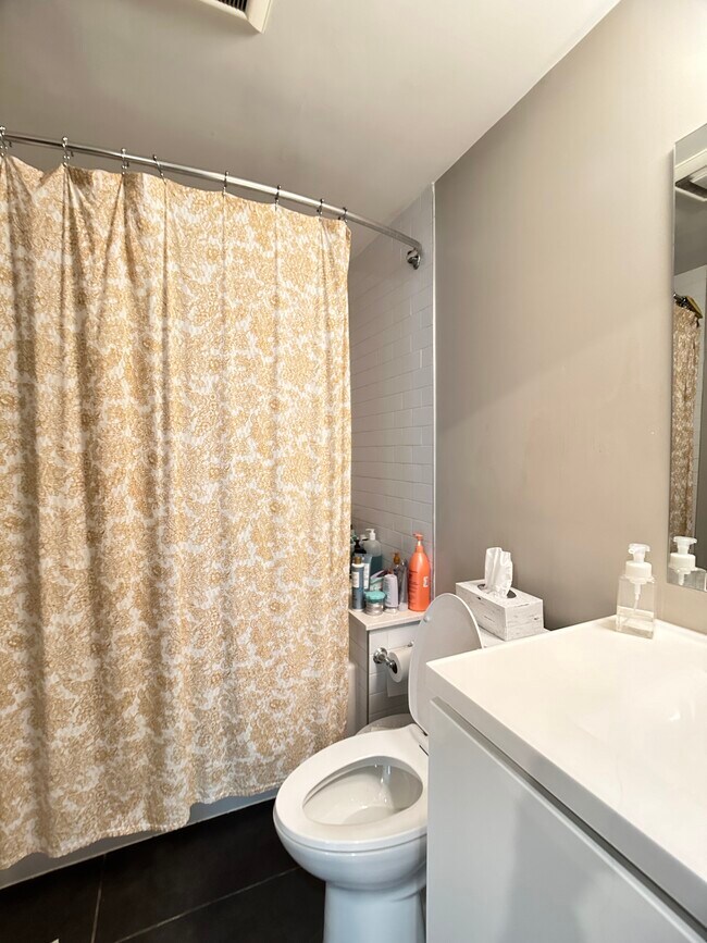 Building Photo - 91 Glenville Ave