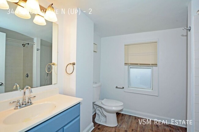 Building Photo - Beautiful 2-Bed 1-Bath Unit Available Now!