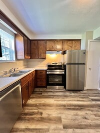 Building Photo - 355 PEABODY DRIVE UNIT 6
