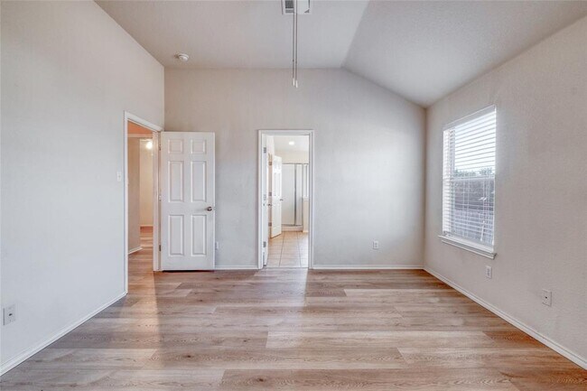 Building Photo - 1538 Haynie Bend