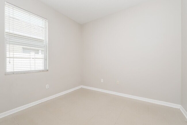 Building Photo - 10119 Celtic Ash Dr