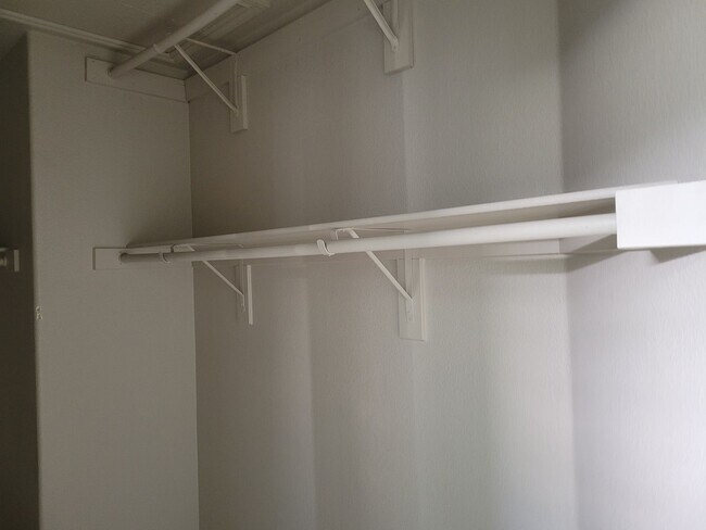 Building Photo - Beautiful SW home Annual Ridge