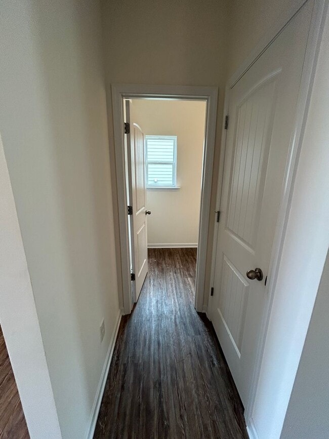 Building Photo - Newly Built 4/2.5 House in North Rome- $1,995