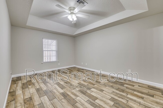 Building Photo - 219 Lynbrook Way