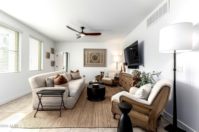 Building Photo - 2511 W Queen Creek Rd