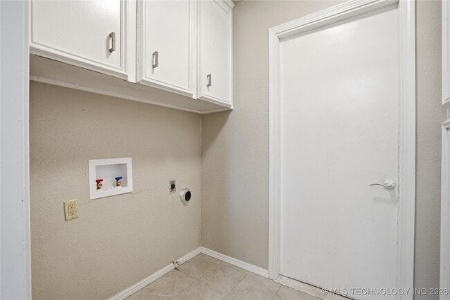 Building Photo - 7450 N 117th E Ave