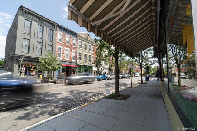 Building Photo - 50 N Broadway