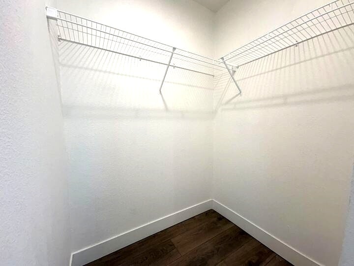 Building Photo - 2060 N Center St